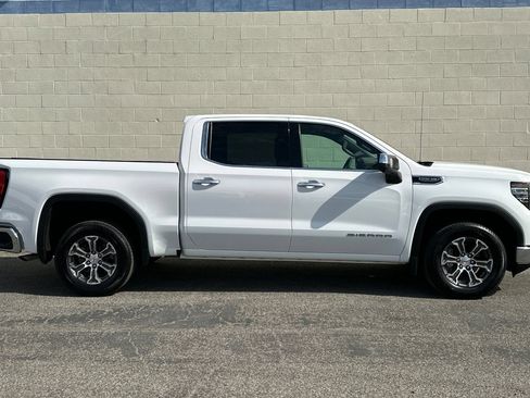 Certified 2026 GMC Sierra 1500 SLT RWD image 3