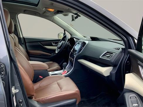 Used 2019 Subaru Ascent Premium image 7