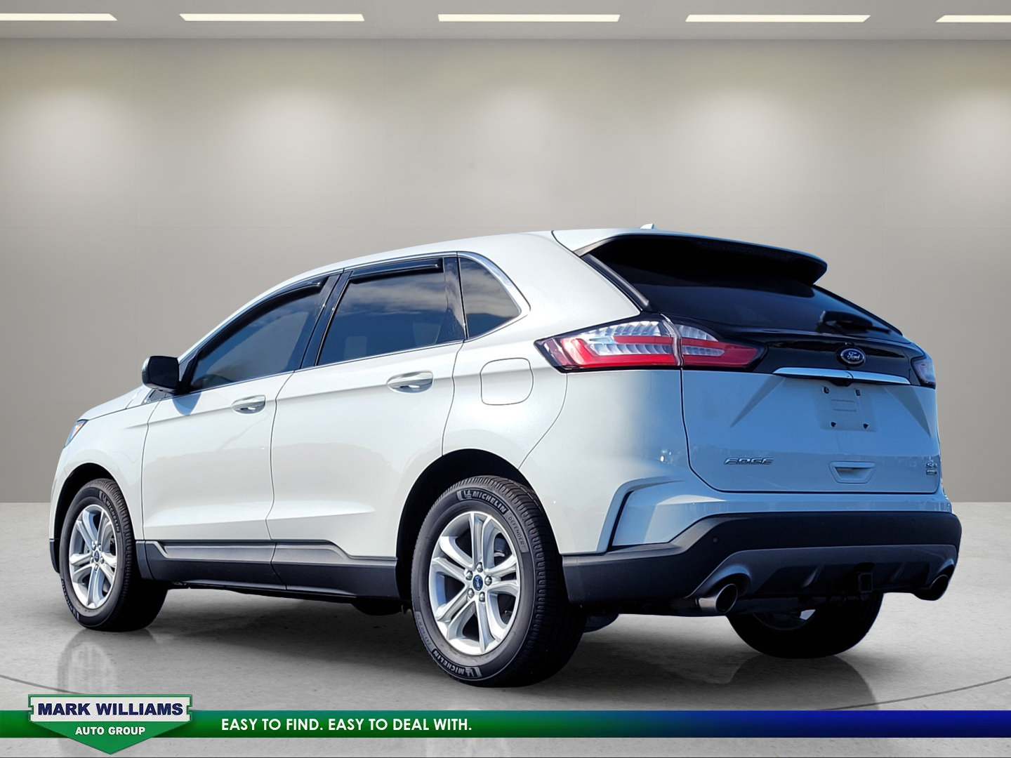 Used 2020 Ford Edge SEL w/ Convenience Package AWD/4WD image 6
