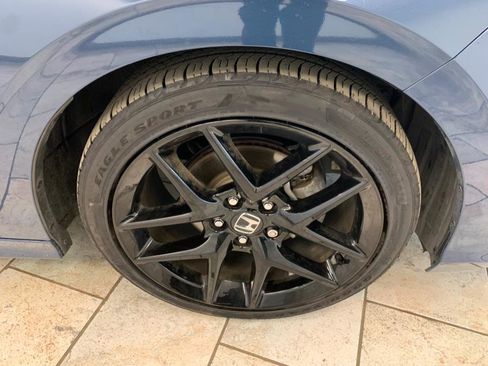 Used 2025 Honda Civic Sport image 10