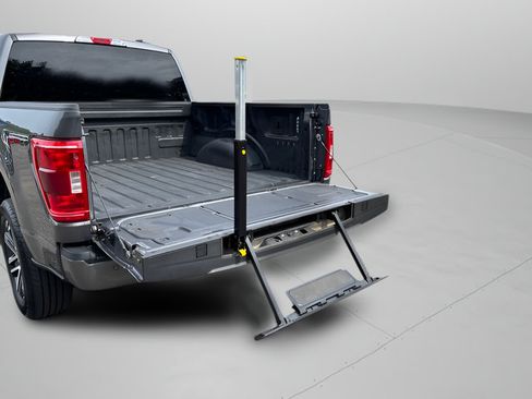 Used 2023 Ford F150 XL w/ STX Appearance Package AWD/4WD image 13