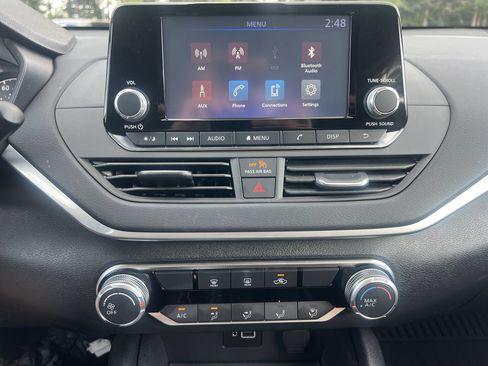 Used 2023 Nissan Altima 2.5 S FWD image 4