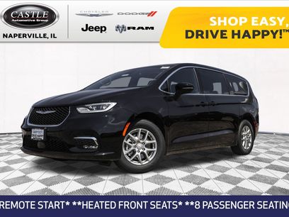 New 2026 Chrysler Pacifica Select