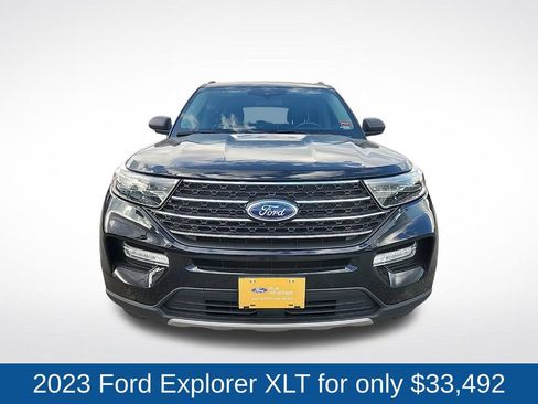 Certified 2023 Ford Explorer XLT w/ Equipment Group 202A AWD/4WD image 2