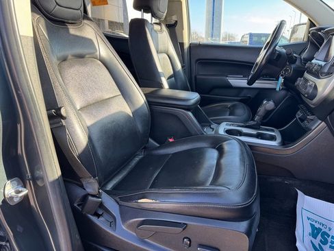 Used 2018 Chevrolet Colorado ZR2 image 16