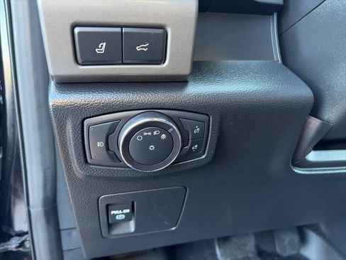 Used 2021 Ford Expedition XLT image 14