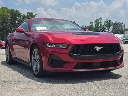 Used 2024 Ford Mustang GT Premium RWD image 8