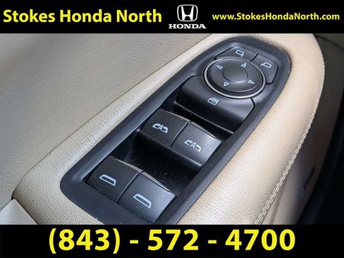 Used 2019 Cadillac XT5 FWD image 26