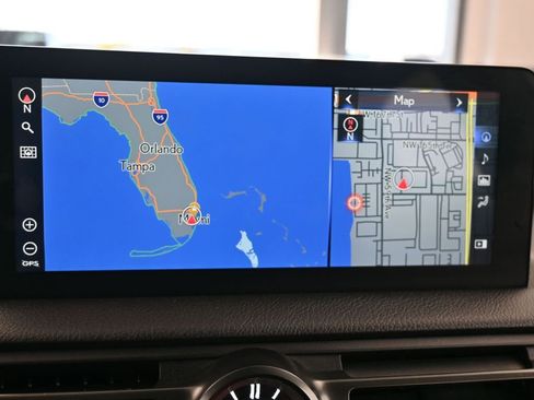 Used 2024 Lexus IS 500 image 20