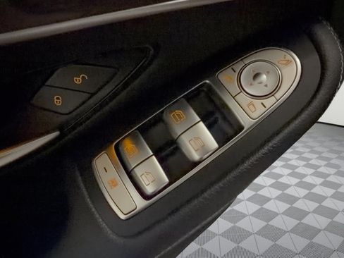 Certified 2019 Mercedes-Benz GLC 300 image 15