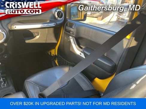 Used 2015 Jeep Wrangler Unlimited Sahara image 30