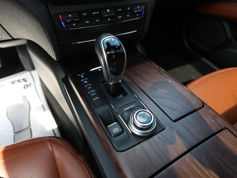 Used 2017 Maserati Ghibli S Q4 AWD/4WD image 19