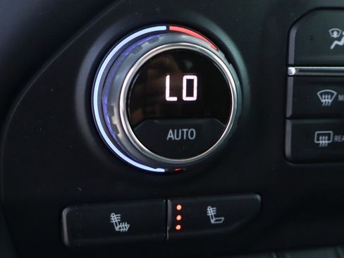 Used 2022 Chevrolet Silverado 1500 RST w/ Safety Package image 35