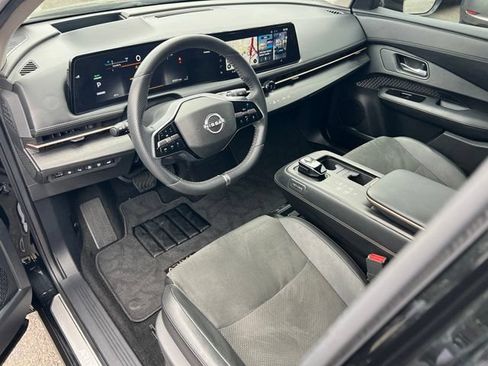 Used 2024 Nissan Ariya FWD image 14