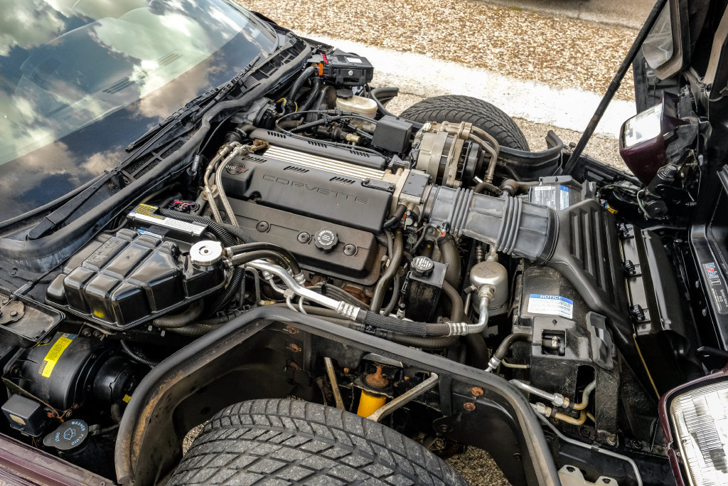 Used 1993 Chevrolet Corvette Coupe RWD image 42