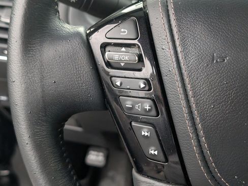 Used 2022 Nissan Armada Platinum w/ Captain's Chairs Package image 20