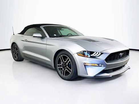 Used 2020 Ford Mustang Premium RWD image 23