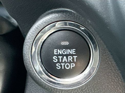 Used 2025 Subaru Forester Limited AWD/4WD image 19