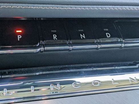 New 2026 Lincoln Aviator Reserve image 14