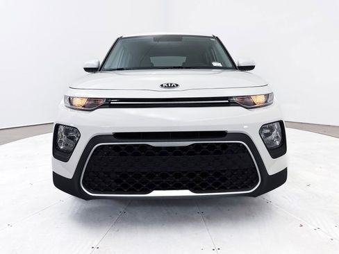 Used 2021 Kia Soul LX image 12