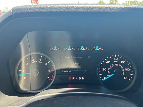 Used 2018 Ford F150 XLT w/ Equipment Group 302A Luxury AWD/4WD image 13