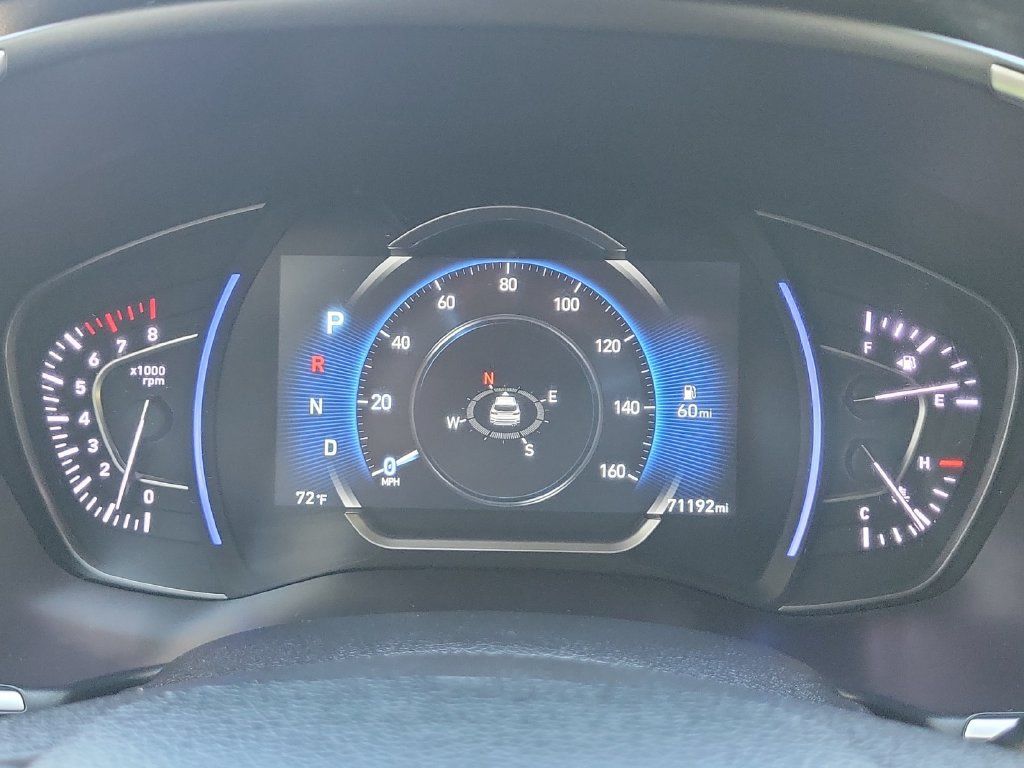 Used 2020 Hyundai Santa Fe Limited AWD/4WD image 23