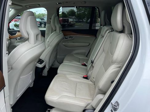 Used 2018 Volvo XC90 T6 Inscription w/ Convenience Package AWD/4WD image 16