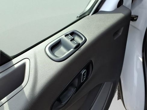 Used 2024 Ford Transit 350 XLT image 21