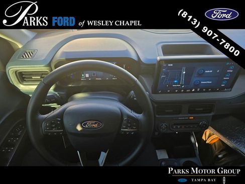 Used 2026 Ford Maverick Lariat w/ Black Appearance Package image 7