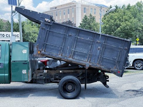 Used 2016 Ford F550 2WD Crew Cab Super Duty image 31