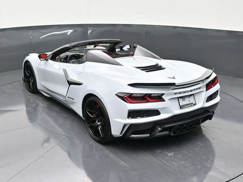 Used 2023 Chevrolet Corvette Z06 image 14