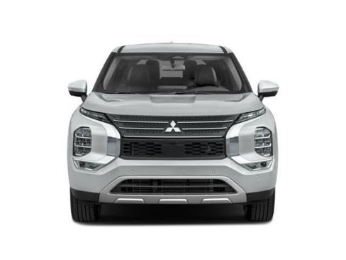Used 2023 Mitsubishi Outlander SE AWD/4WD image 4