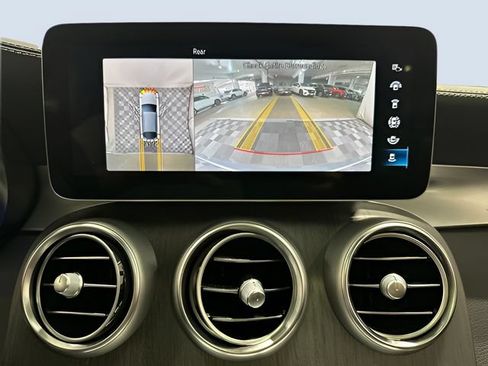 Used 2023 Mercedes-Benz GLC 300 4MATIC Coupe image 25