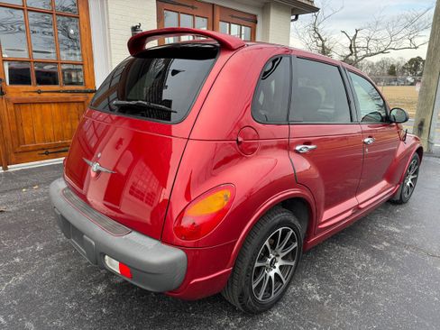 Used 2002 Chrysler PT Cruiser Limited FWD image 3