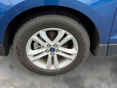 Used 2020 Ford Edge SEL w/ Convenience Package image 9