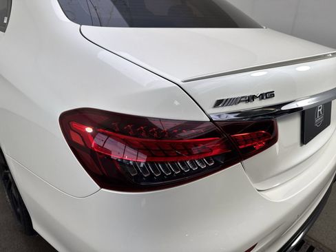 Used 2022 Mercedes-Benz E 53 AMG 4MATIC Sedan image 30
