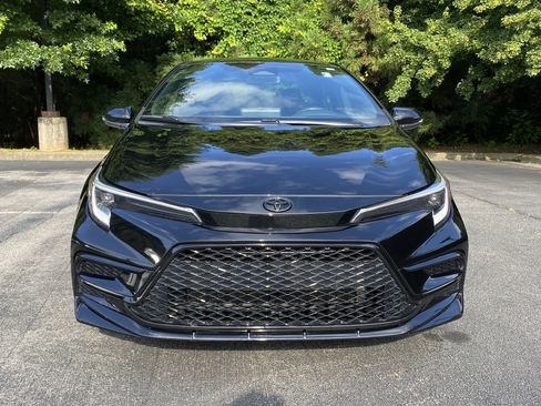 Used 2024 Toyota Corolla Sedan w/ SE Convenience Package FWD image 3
