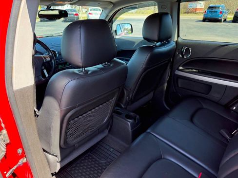 Used 2011 Chevrolet HHR LT w/ LT Preferred Equipment Group image 20