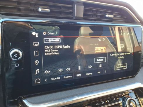 Used 2024 GMC Sierra 2500 Denali w/ Denali Reserve Package image 14