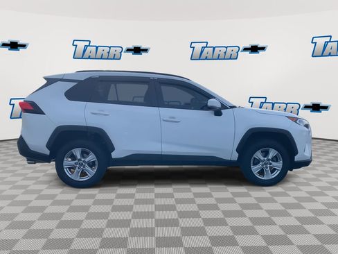Used 2020 Toyota RAV4 XLE image 9