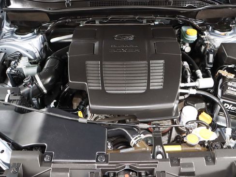 Used 2020 Subaru Forester Premium AWD/4WD image 33