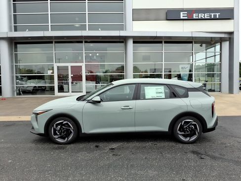 New 2026 Kia K4 GT-Line Turbo FWD image 4