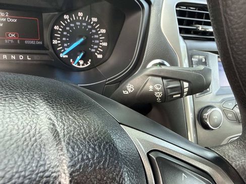 Used 2020 Ford Fusion S FWD image 31