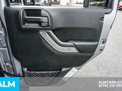 Used 2018 Jeep Wrangler Unlimited Sport S image 49