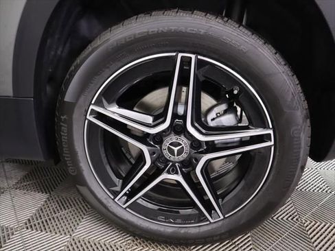 New 2026 Mercedes-Benz GLB 250 image 32