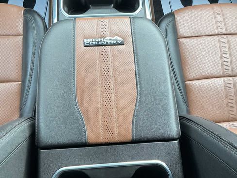 Used 2024 Chevrolet Silverado 3500 High Country image 18