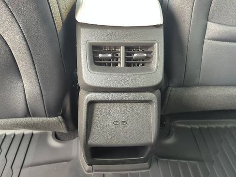 New 2026 Chevrolet Equinox EV LT image 6