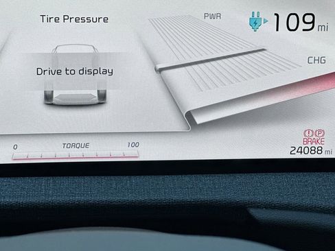 Used 2024 Kia EV6 Wind image 30