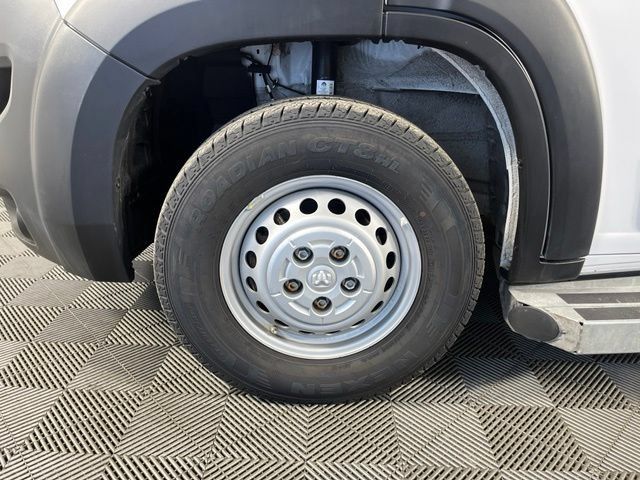 Used 2025 RAM ProMaster 2500 w/ U-Haul Equipment Group FWD image 11