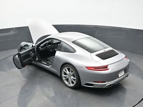 Used 2019 Porsche 911 Carrera image 25